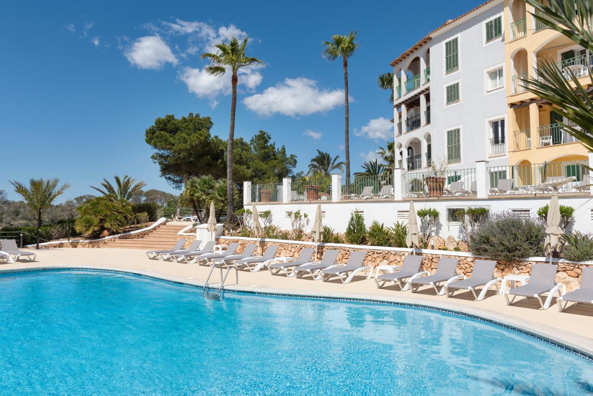 Aparthotel Ona Cala Pi Club מראה חיצוני תמונה