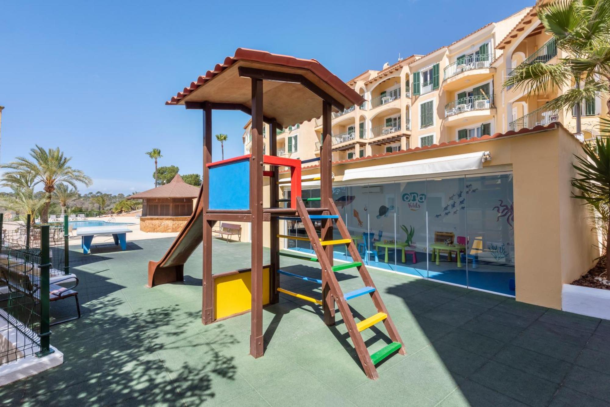 Aparthotel Ona Cala Pi Club מראה חיצוני תמונה